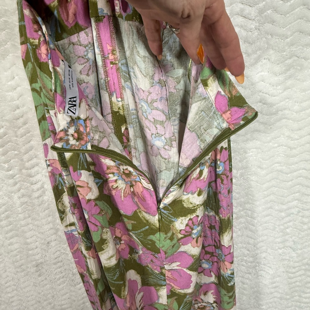 Zara Multicolor Floral Dress. Size Medium. One of a kind!! Stunning ๐คฉ๐งก - Picture 9 of 9